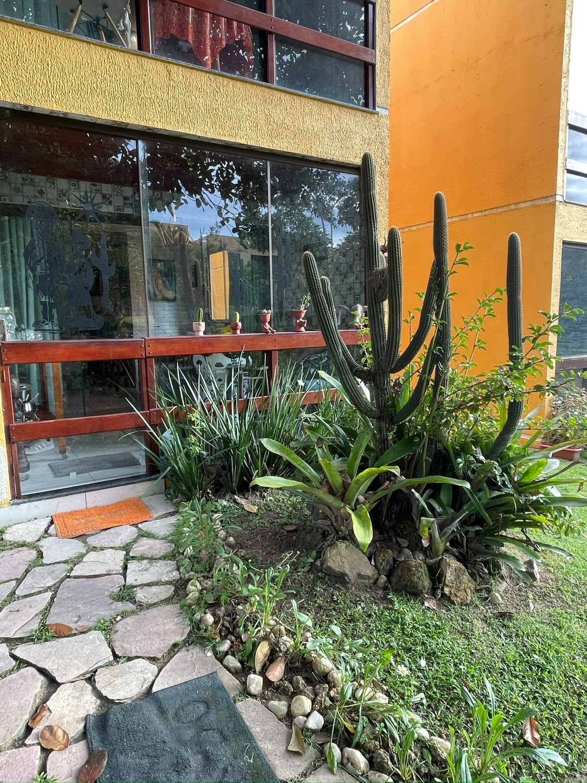 Condomínio Paraíso Serra Negra e frente do Flat 16 — fotografia 3